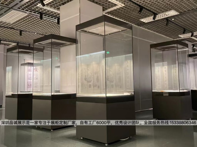 这样设计的博物馆展柜，实用又安全